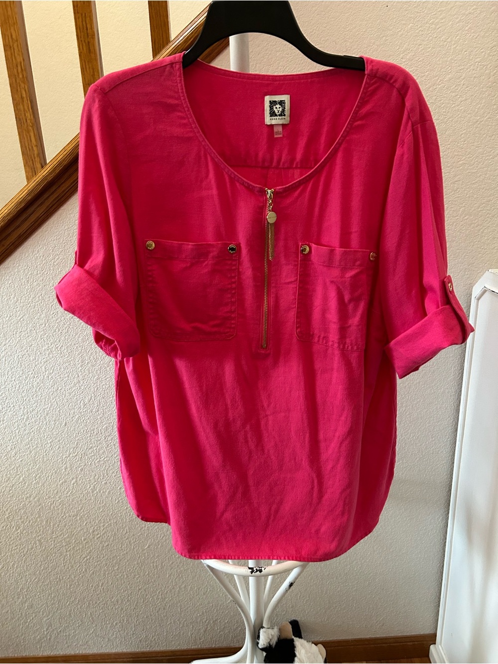 Anne Klein 100% Linen Pink Tunic Blouse Gold Zip Roll Tab Sleeves